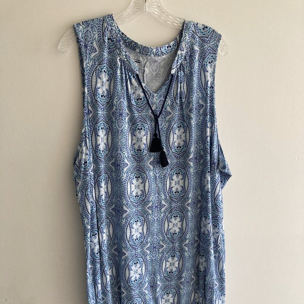 Comfortable 3X Blue & White Sleeveless Dress